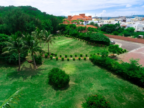 Party Garden Square